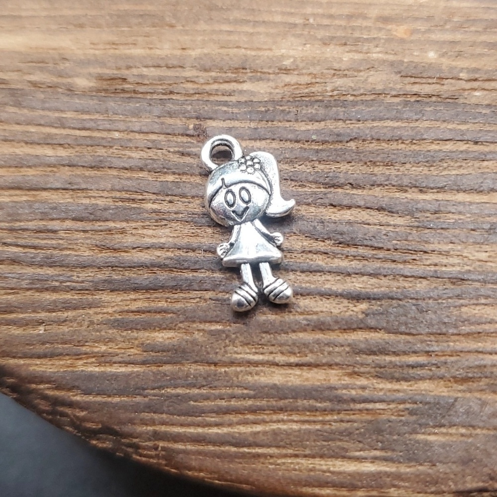 P133 girl charm